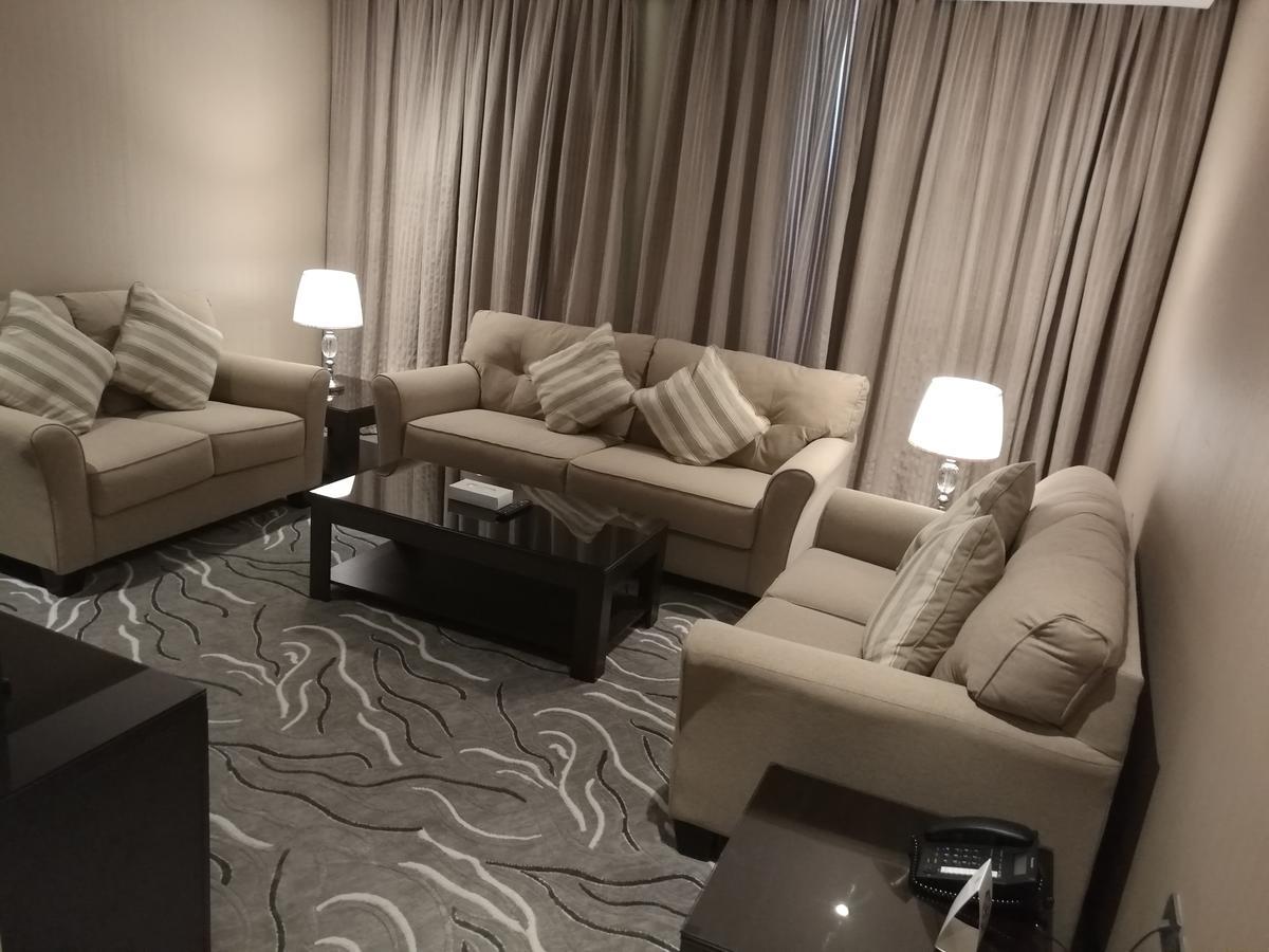 Naviti Warwick Al Khobar Hotell Eksteriør bilde