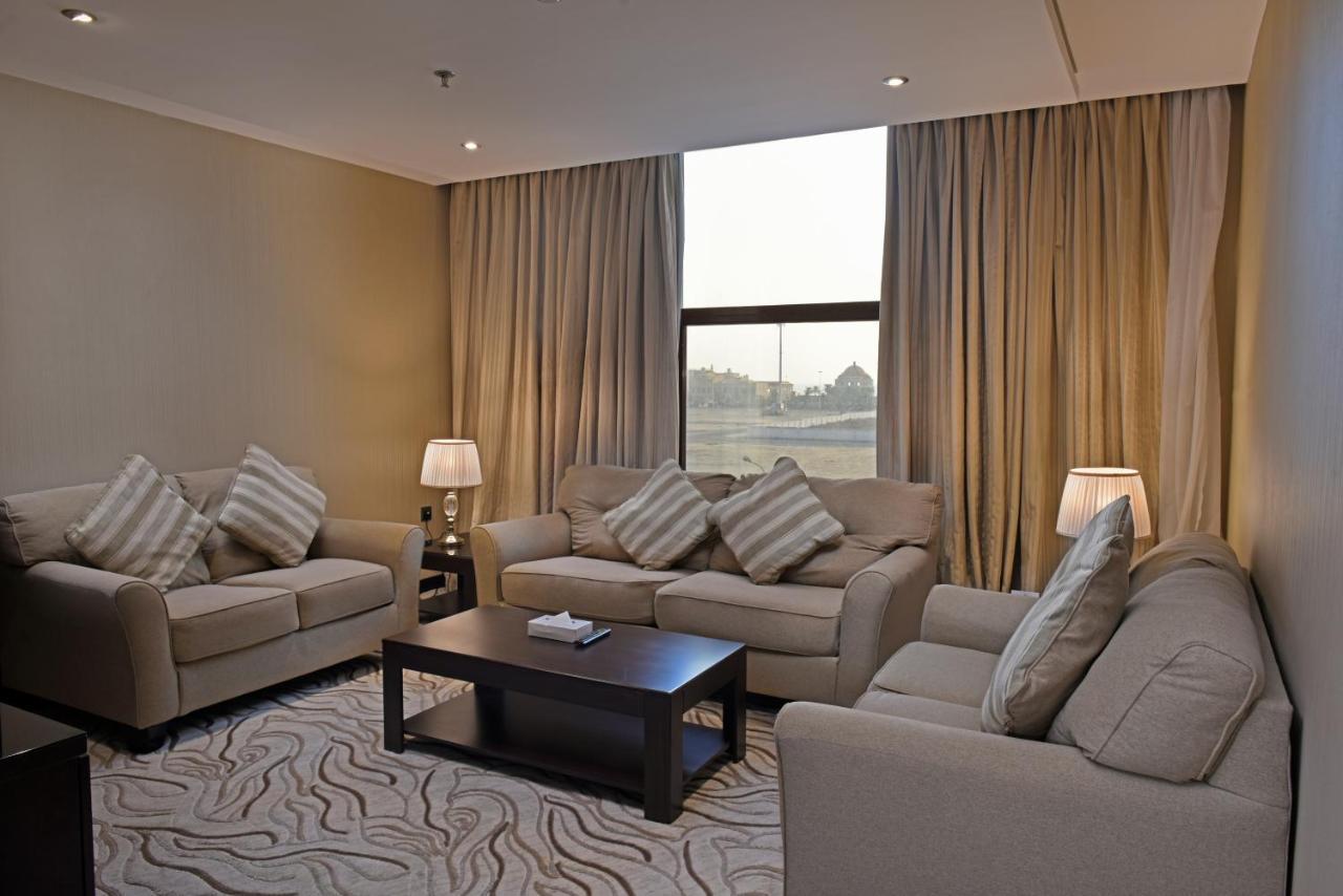 Naviti Warwick Al Khobar Hotell Eksteriør bilde